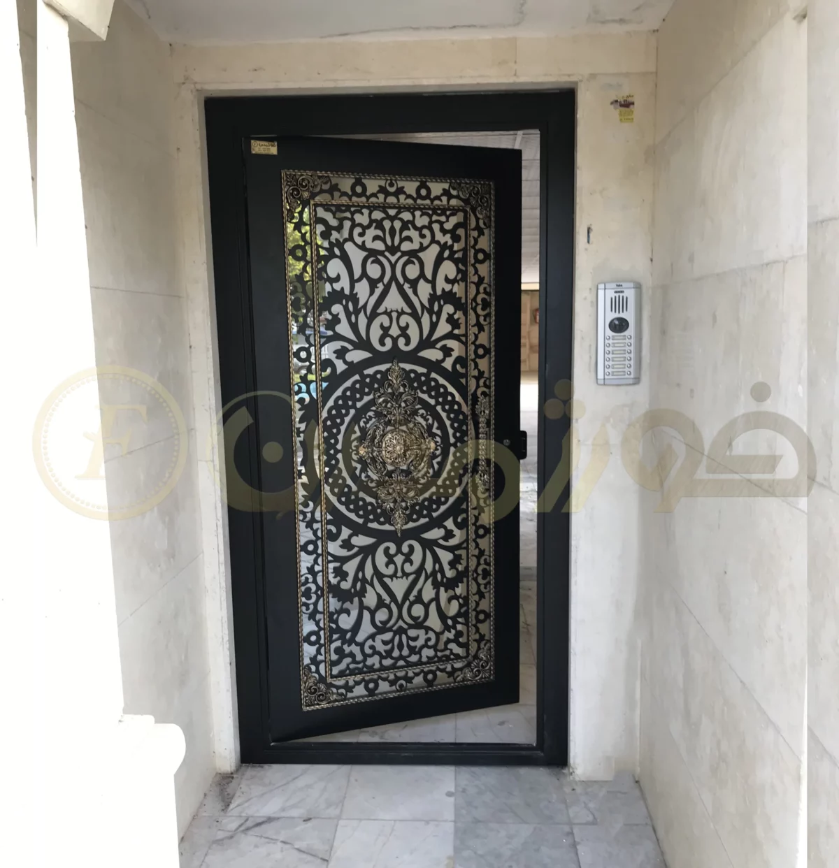 درب فلزی CNC کد CD 87 DBF